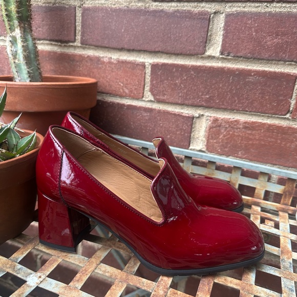 Aquatalia Marsha red patent leather loafer - Picture 1 of 7